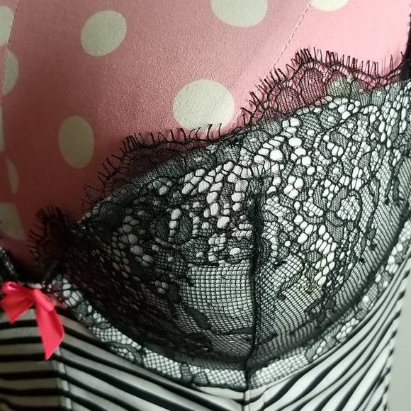 Very Sexy Longline Push-Up Balconnet - Picture 4 of 13